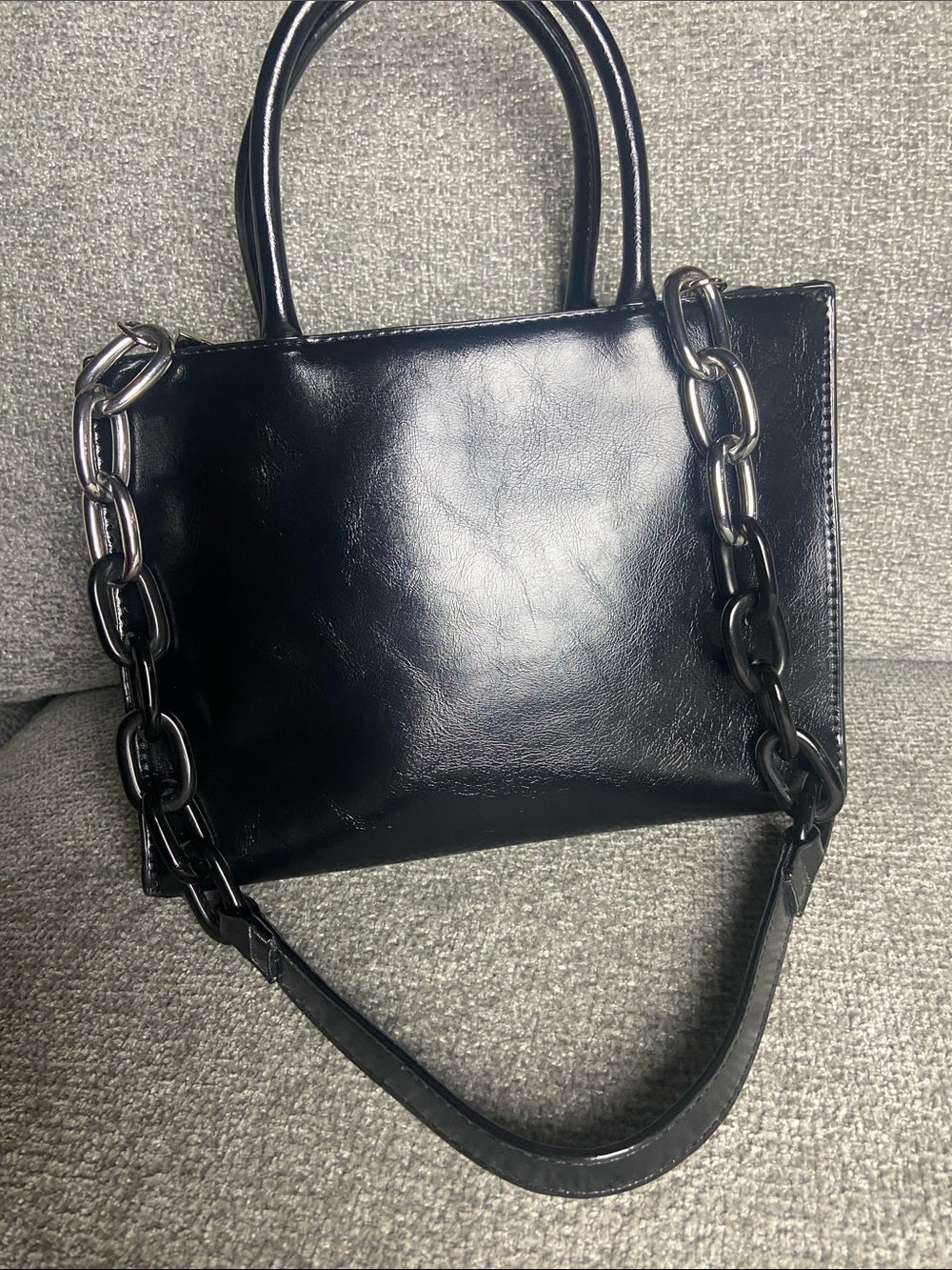 Glossy Black Patent Vegan Leather Shoulder Bag with Chain-Linked Strap
